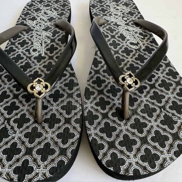 Brighton Flip Flops Thong Sandals Black & White Summer Shoes EUC Womens 8 - Picture 3 of 9